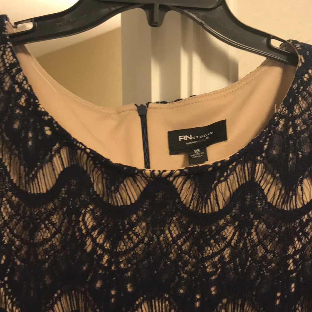 Dress - Picture 3 of 3
